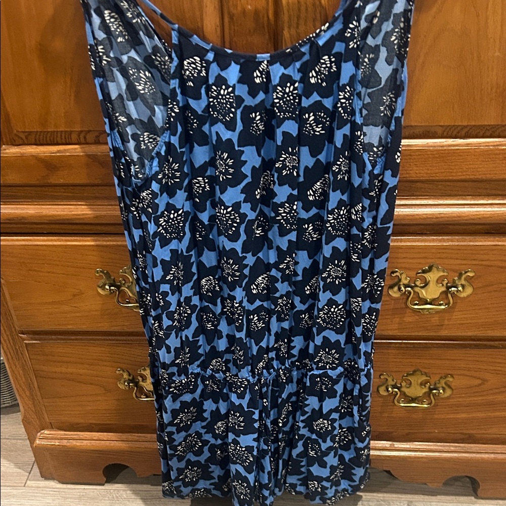 GAP Blue and Black Floral Women's Top